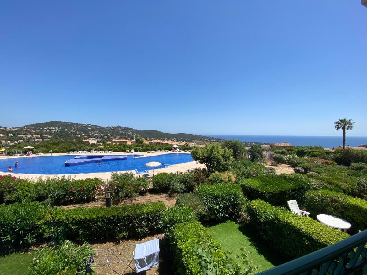 Appart. Vue Mer Avec Piscine - Golfe De St Tropez Лез-Іссамбр Екстер'єр фото
