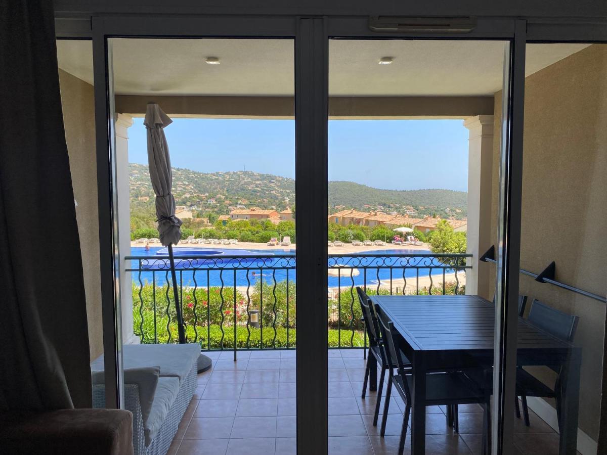 Appart. Vue Mer Avec Piscine - Golfe De St Tropez Лез-Іссамбр Екстер'єр фото